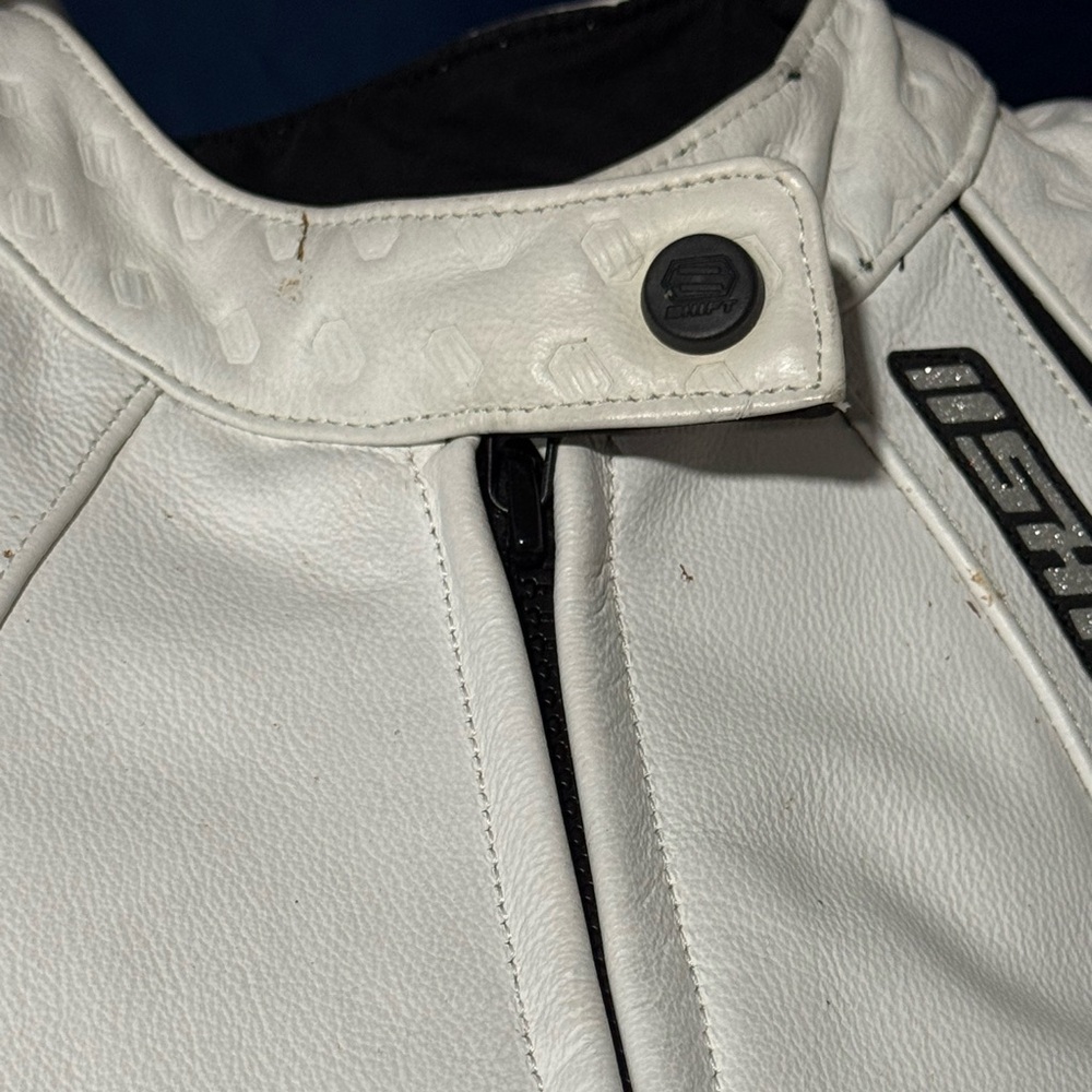Shift Women’s Leather Motorcycle Jacket – Size M - Picture 5 of 11